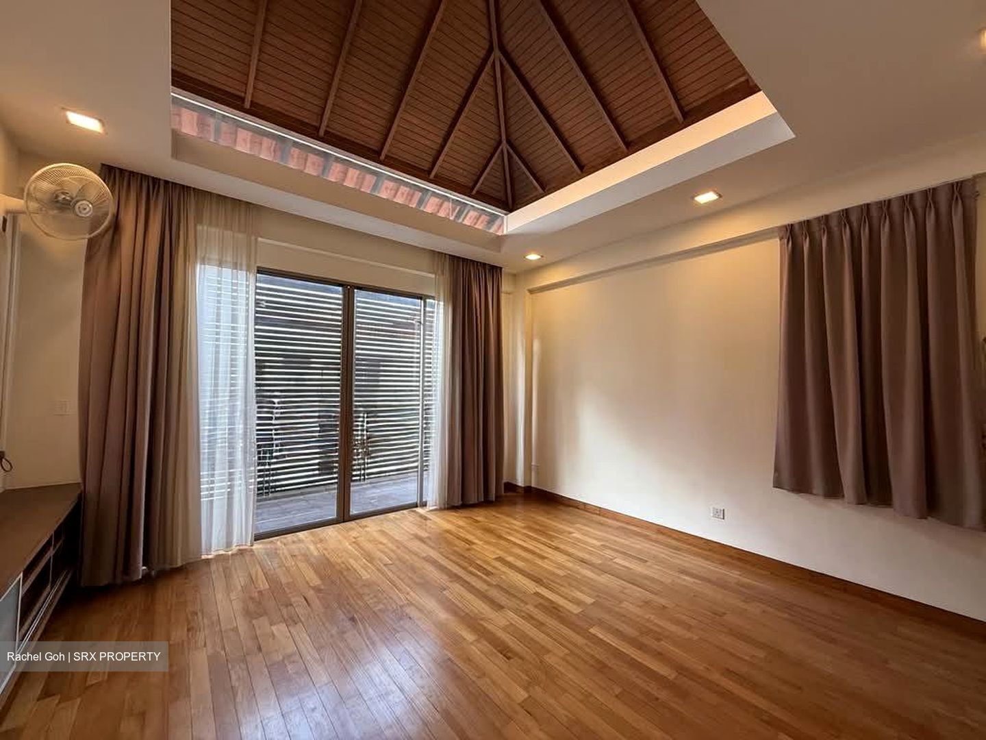 Lucky Heights (D16), Semi-Detached #587674261